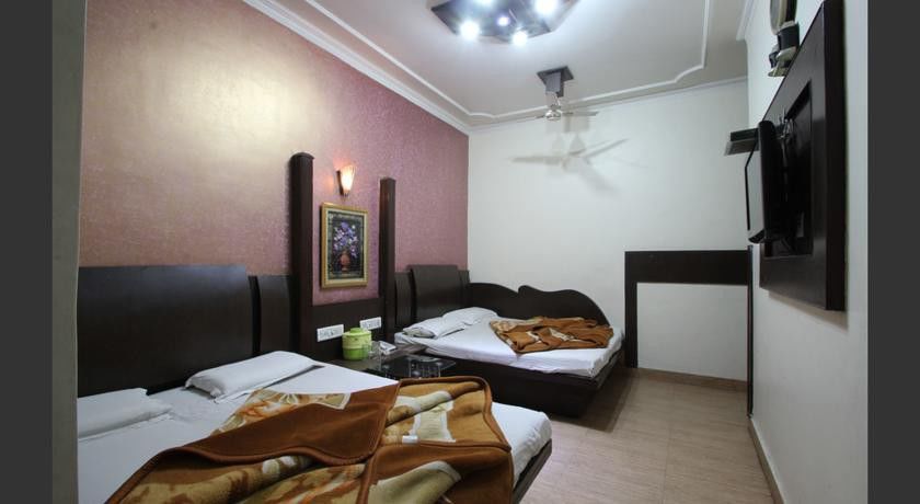 Hotel Yatri International New Delhi Eksteriør billede